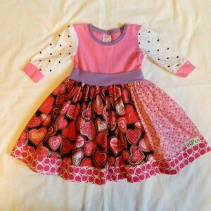 Girls size 2T Valentine Chocolate Hearts Dress K Pea